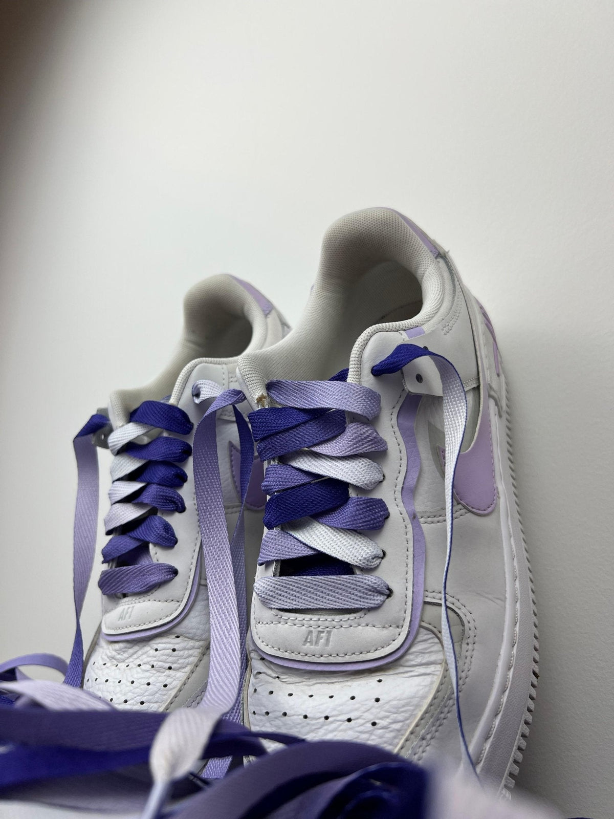 Purple Gradient Shoe Laces