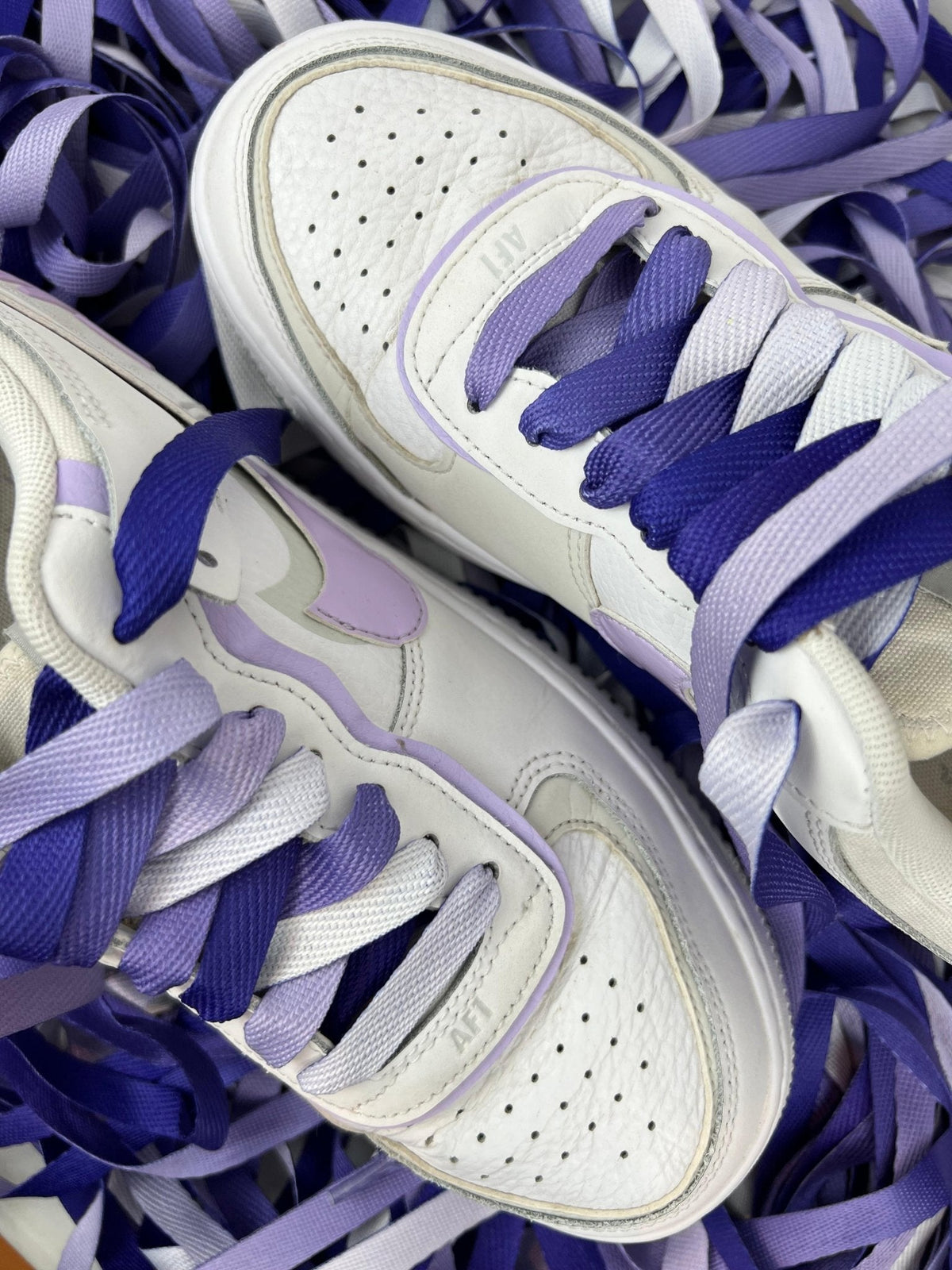 Purple Gradient Shoe Laces